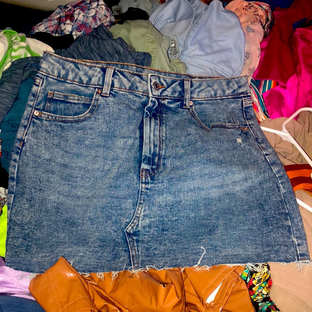 no stains never worn in great condition